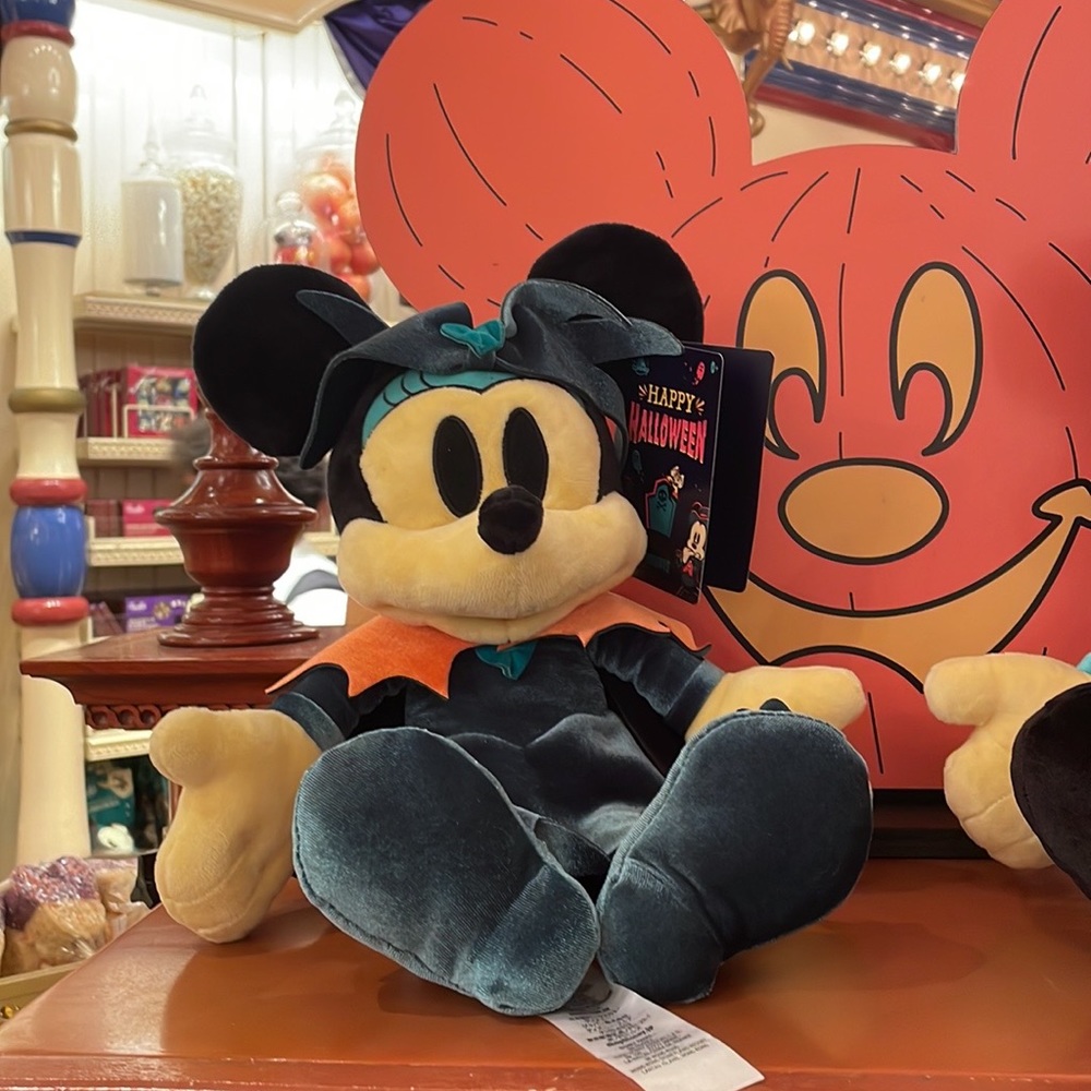 Disney Parks 2023 Happy Halloween Minnie Mouse Plush NEW